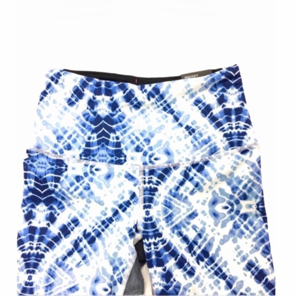 VICTORIA’S Secret VSX Ink Tie Dye High Rise Knockout Crop Pants New with Tag - Picture 3 of 8